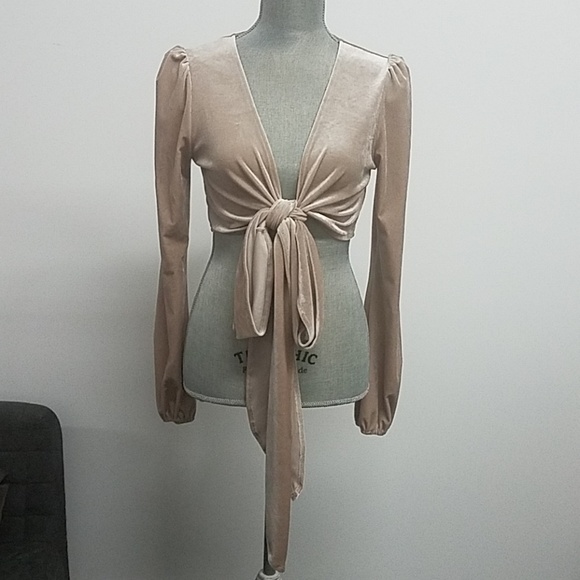 Tops - Velvet Tied Front Crop Top